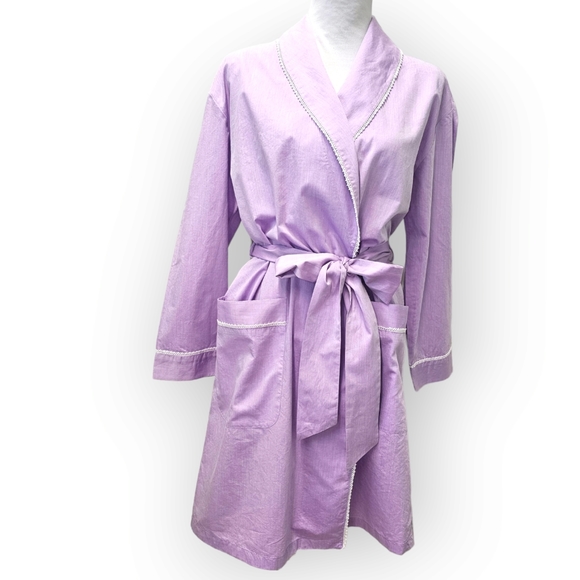 Saks Fifth Avenue Other - Saks Fifth Avenue Cotton Short Robe Lavender